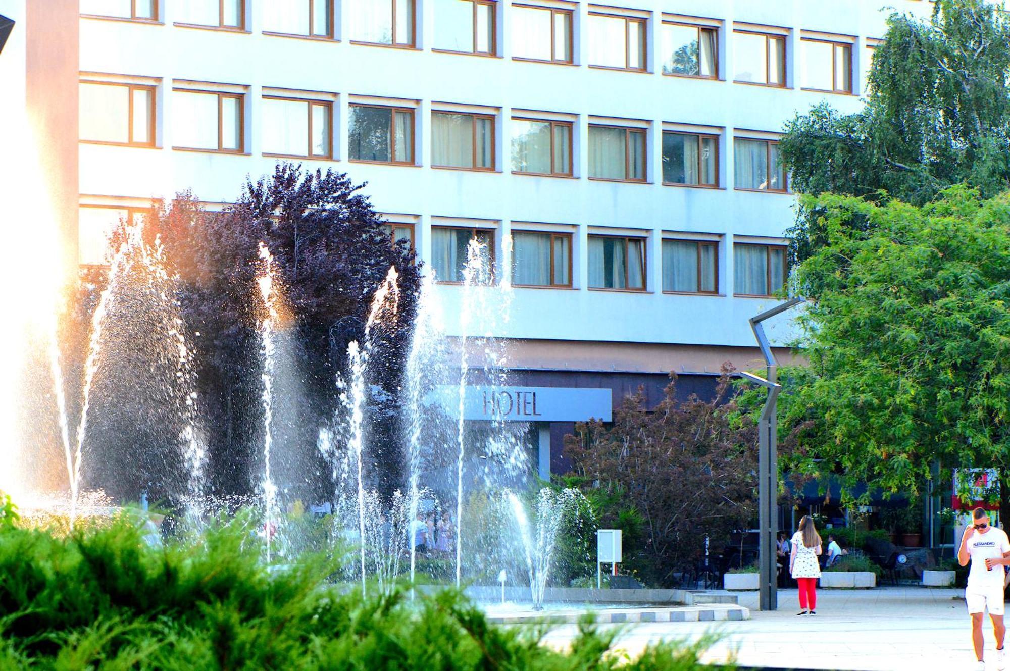 Hemus Hotel - Vratza Vratsa Exterior foto